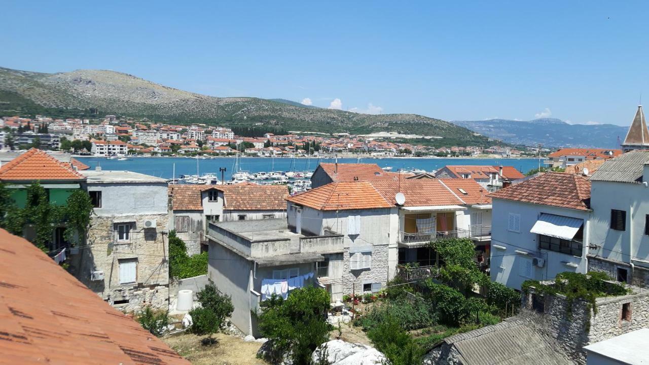 Apartman Zora Trogir Eksteriør billede