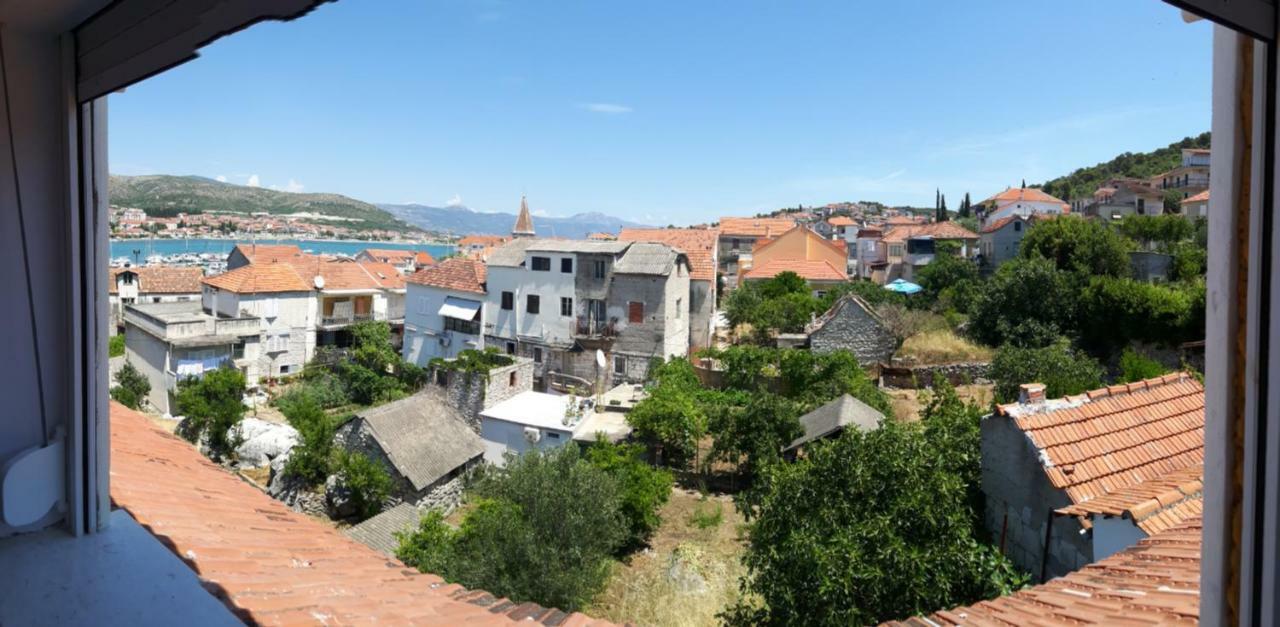 Apartman Zora Trogir Eksteriør billede